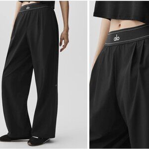 Alo Yoga Suit Up Trouser - Black (Regular Inseam) - Size XS